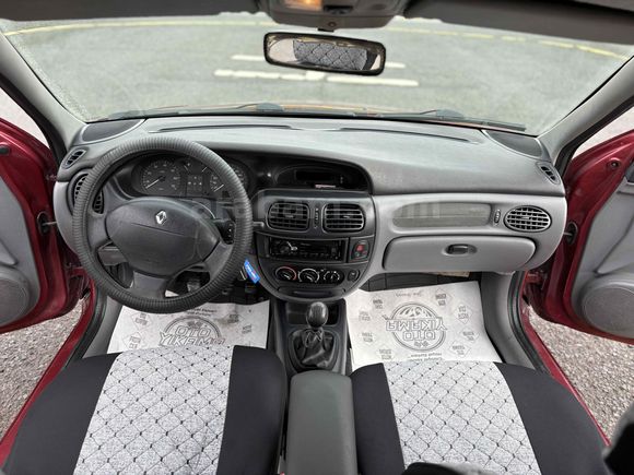 Sahibinden Renault Megane 1.6 RXT 2000 Model 