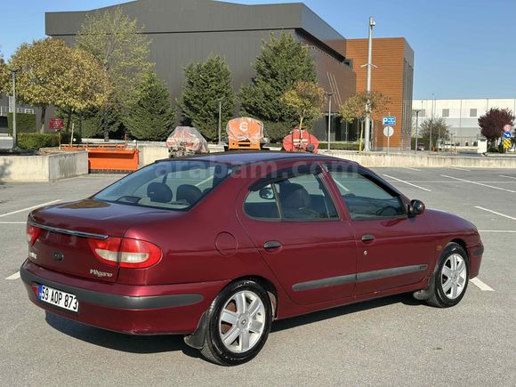 Sahibinden Renault Megane 1.6 RXT 2000 Model 