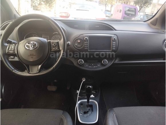 Sahibinden  acil satılık Toyota Yaris 1.5 Style 2017 Model 