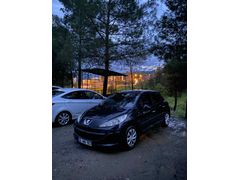 Sahibinden Peugeot 207 1.4 Comfort 2009 Model 
