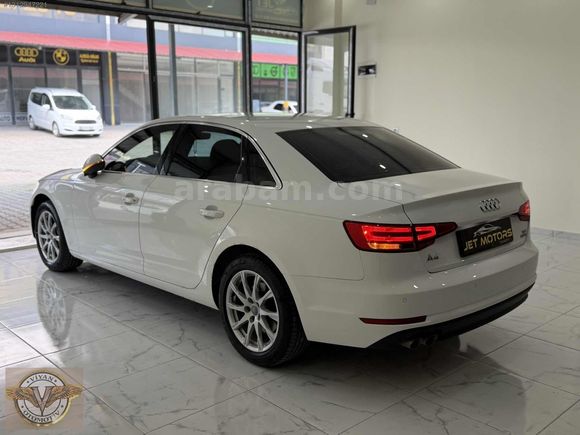 Audi a4 sedan 2.0 TDi Quattro Dynamic
