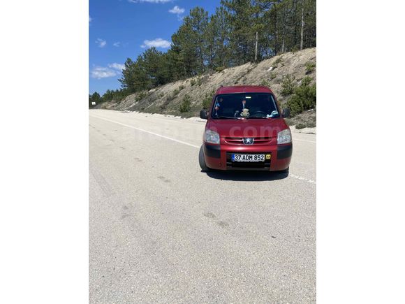 Sahibinden Peugeot  partner1.4 Trendy 2005 Model 
