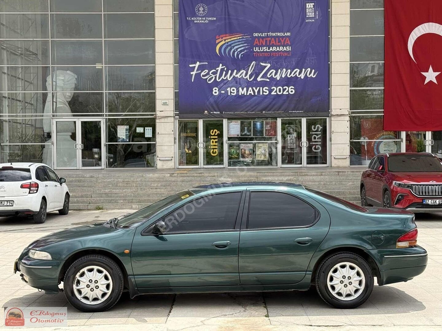 Galeriden Chrysler Stratus 2.0 LX 1996 Model Antalya 295.000 km Yeşil 6
