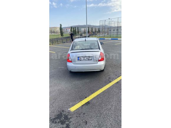 Sahibinden Hyundai Accent Era 1.5 CRDi Mode 2011 Model İstanbul 243 km Gri (Gümüş)
