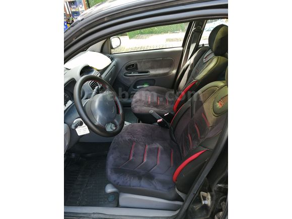Sahibinden Renault Clio 1.4 RXT 2001 Model 