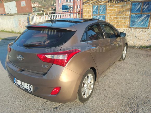 Sahibinden Hyundai i30 1.6 CRDi Elite 2012 Model