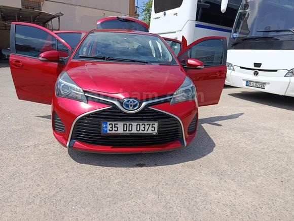 Sahibinden Toyota Yaris 1.5 Hybrid Cool 2016 Model  76.000 km Kırmızı