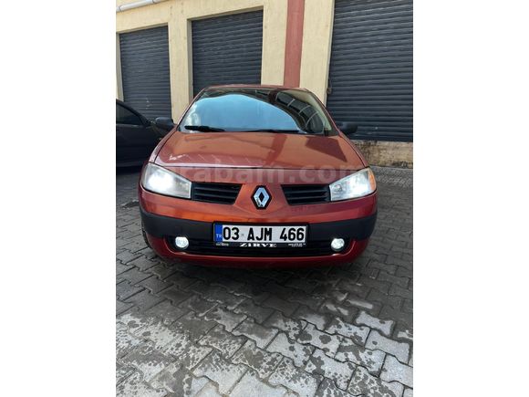 Sahibinden Renault Megane 1.4 Authentique 2005 Model  307.000 km Kırmızı