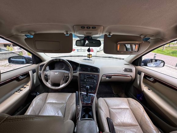 (PAZARLIK PAYI VARDIR)Sahibinden Volvo V70 2.4 D5 2006 Model 