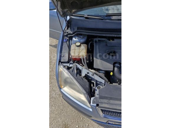 Sahibinden Ford Focus 1.6 TDCi Ghia 2005 Model