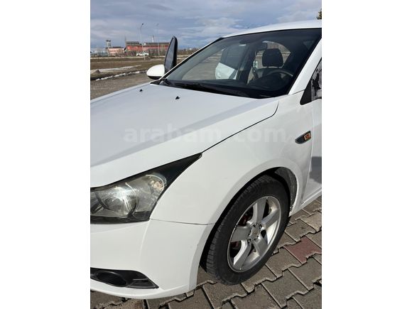 Sahibinden Chevrolet Cruze 1.6 LS 2011 Model