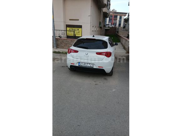Sahibinden Alfa Romeo Giulietta 1.6 JTD Progression Plus 2014 Model
