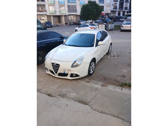 Sahibinden Alfa Romeo Giulietta 1.6 JTD Progression Plus 2014 Model