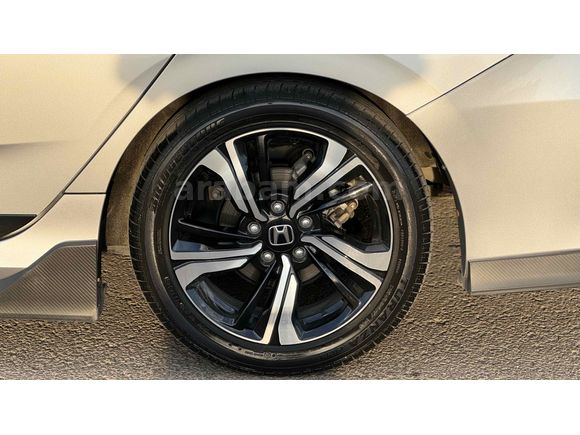 ASEL AUTO’DAN HONDA CİVİC TYPER DÖNÜŞÜMLÜ DÜŞÜK KM ÇOK TEMİZ 