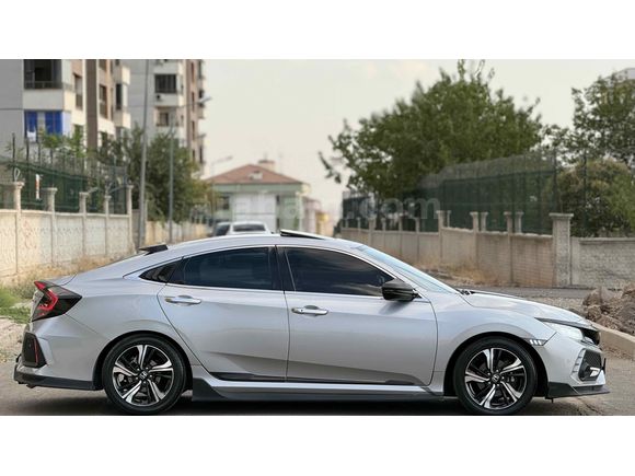 ASEL AUTO’DAN HONDA CİVİC TYPER DÖNÜŞÜMLÜ DÜŞÜK KM ÇOK TEMİZ 