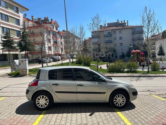 Sahibinden Renault Megane 1.5 dCi Authentique 2005 Model 