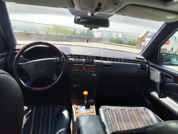 Sahibinden Mercedes - Benz E 200 Elegance 1995 Model Ankara