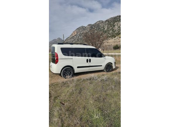 Sahibinden Fiat Doblo Combi 1.3 Multijet Premio 2014 Model  270.000 km Beyaz