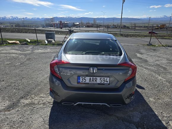 Honda Civic 2019 / Konuşan Paket / Makyajlı Kasa / Değişensiz Tramersiz Hatasız 