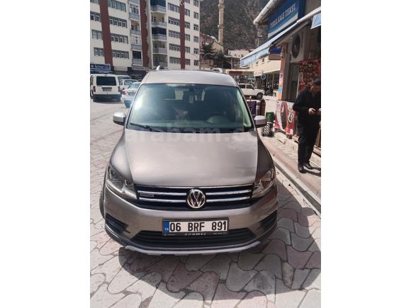 Sahibinden Volkswagen Caddy 2.0 TDI Alltrack 2017 Model İstanbul 93.000 km Gri (metalik)