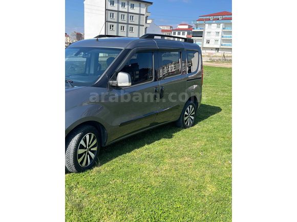 Sahibinden Fiat Doblo Combi 1.6 Multijet Premio Plus 2020 Model 