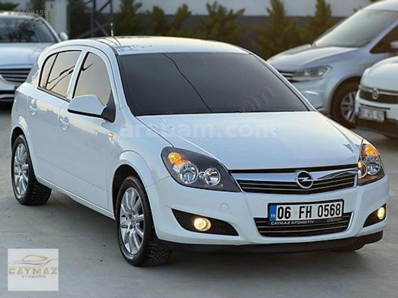 2013 HATASIZ BOYASIZ 1.6 BENZİN LPG OTOMATİK TEMİZ AİLE ARACI