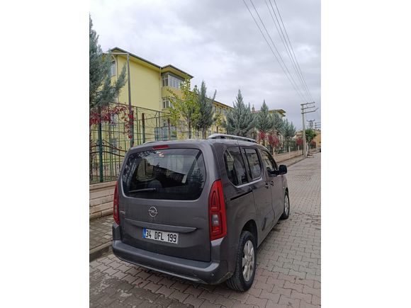 Sahibinden Opel Combo 1.5 CDTI style. life en full manuel 2020 Model