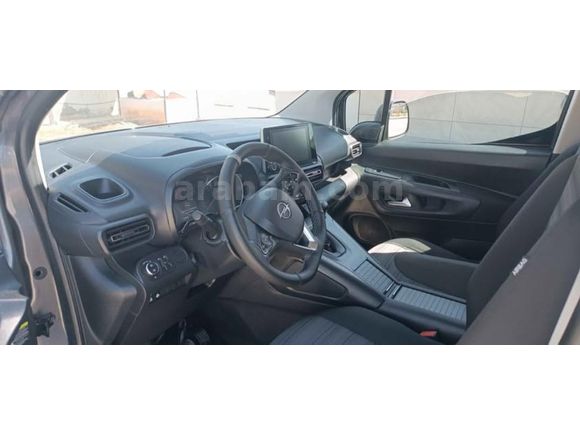 Sahibinden Opel Combo 1.5 CDTI style. life en full manuel 2020 Model
