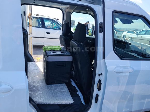 Sahibinden Ford Transit Courier 1.5 EcoBlue Deluxe 2024 Model
