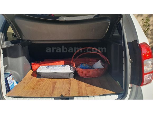 Sahibinden Dacia Duster 1.5 dCi 4x4 Laureate 2016/2017 Model  ocak çıkışlı