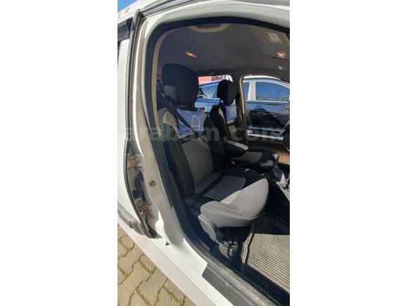 Sahibinden Dacia Duster 1.5 dCi 4x4 Laureate 2016/2017 Model  ocak çıkışlı