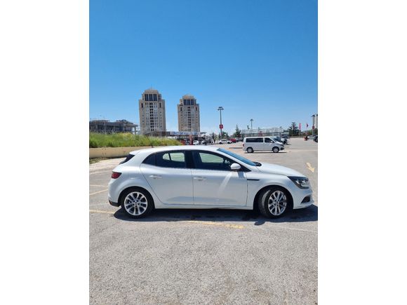 Renault Megane 1.2 TCe Touch 2017 Model 83.000 km