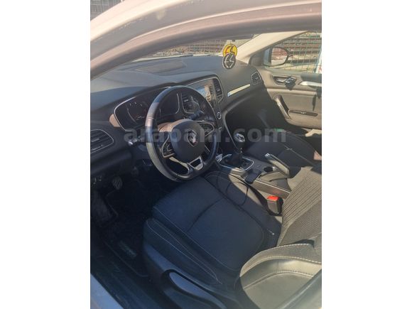 Renault Megane 1.2 TCe Touch 2017 Model 83.000 km