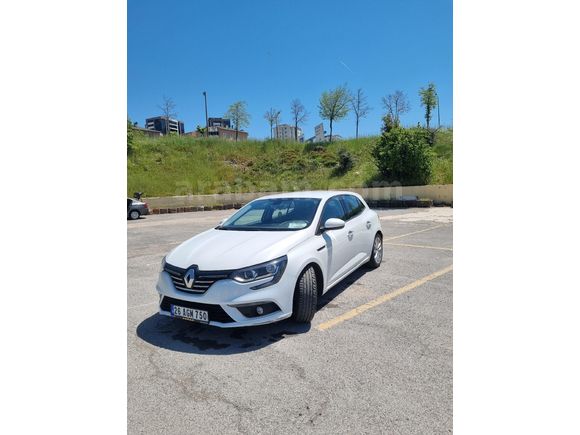 Renault Megane 1.2 TCe Touch 2017 Model 83.000 km
