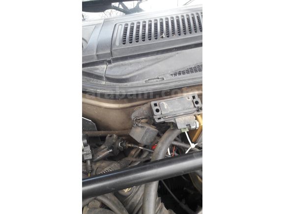 Sahibinden Renault Megane 2.0 RXE 1998 Model