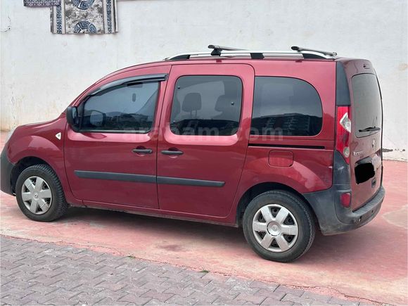 Sahibinden Renault Kangoo Multix 1.5 dCi Authentique 2010 Model 