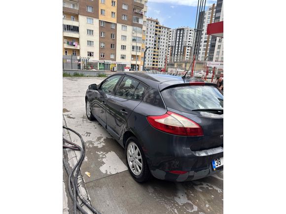Sahibinden Renault Megane 1.6 Expression 2010 Model 