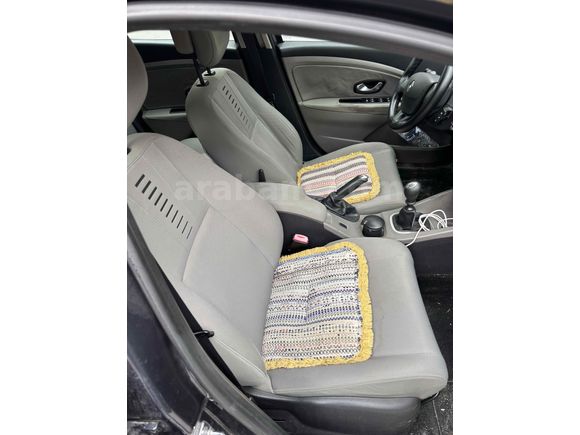 Sahibinden Renault Megane 1.6 Expression 2010 Model 