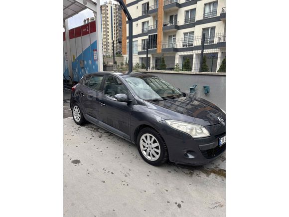 Sahibinden Renault Megane 1.6 Expression 2010 Model 