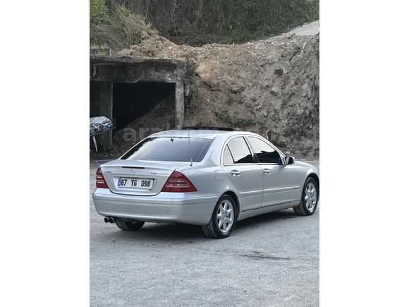 ACİL Takasa Açıktır C  200 Kompressör Elegance 163 hp kırmızı motor emsalsiz