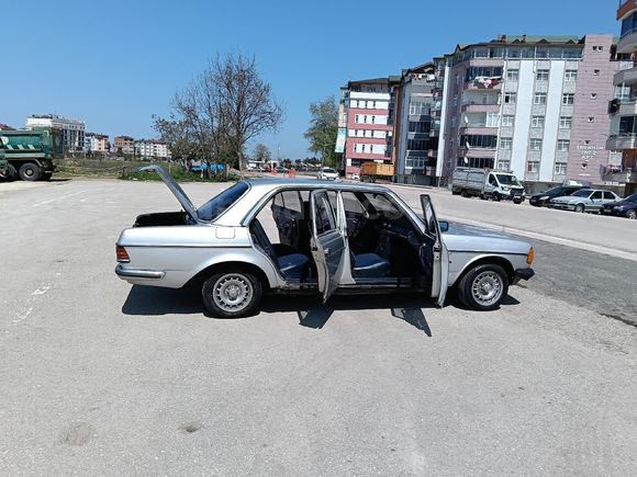 Sahibinden Mercedes - Benz E 200 d 1984 Model