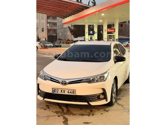 Tek parça  boyalı temiz corolla