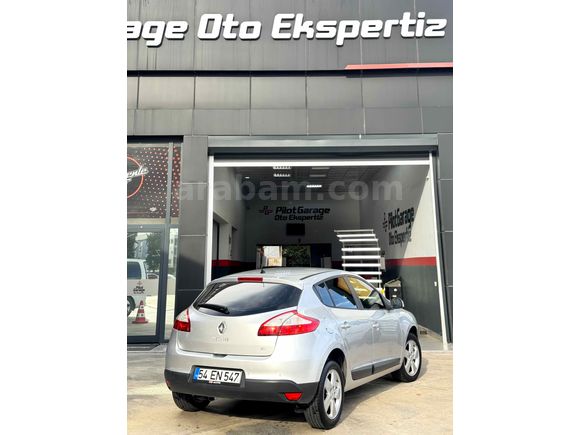 Sahibinden Renault Megane 1.5 dCi 110 BG 2012 Model 