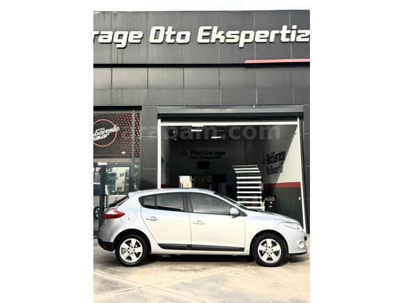 Sahibinden Renault Megane 1.5 dCi 110 BG 2012 Model 