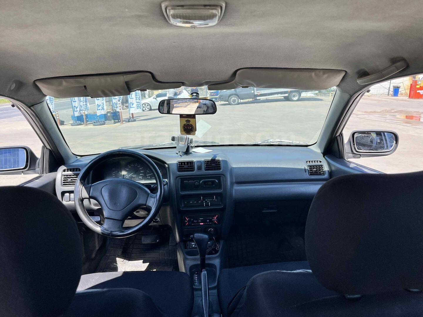 Sahibinden Mazda 323 1.5 Familia 1998 Model 6