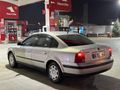 Sahibinden Volkswagen Passat 1.8  2000 Model  160000 km Gri