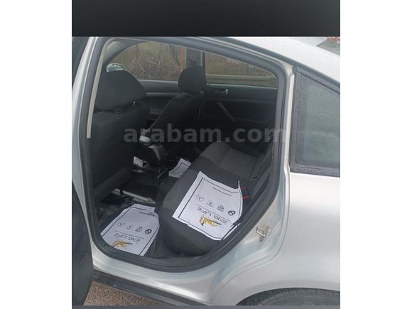 Sahibinden Volkswagen Passat 1.8  2000 Model  160000 km Gri