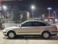 Sahibinden Volkswagen Passat 1.8  2000 Model  160000 km Gri