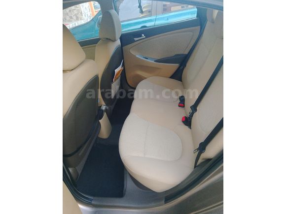 Sahibinden Hyundai Accent Blue 1.4 CVVT Mode Plus 2012 Model