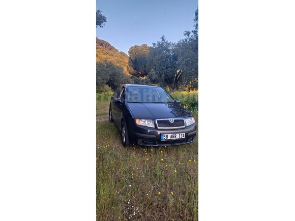 Sahibinden Skoda Fabia 1.2 Classic 2005 Model  280.000 km Siyah